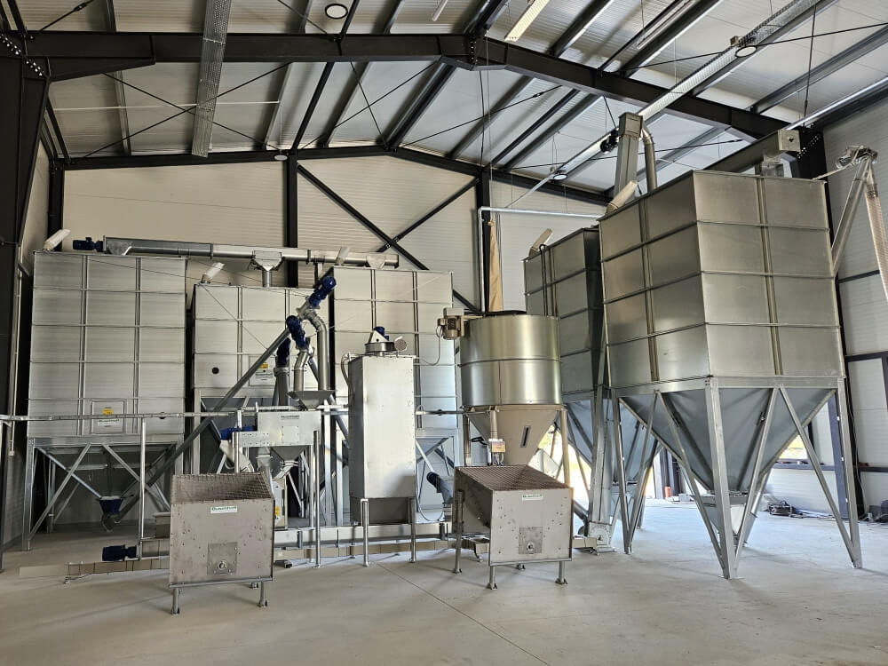 Fabrica de nutreturi combinate – FNC furaje Fabrica de nutreturi combinate - FNC furaje